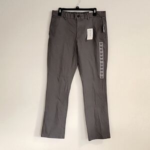 NWT Old Navy Ultimate Straight Built-In Flex Grey Pants 32 x 32